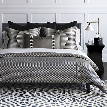 ����ϵ��׌�F(xi��n)������ˇ�g(sh��)��Ҋ�F(xi��n)�����ʽ���ڰ�ɫ�{(di��o)�Î׺ΈD�Α򄡻�չ�F(xi��n)���γɏ��ҵ�ҕ�X�_��������µĴ��C�������иˇ�Լ��T��b���ˇ�g(sh��)�������������|(zh��)�еļy���c�S�ȡ�