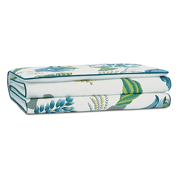 CLEMENTINE EMBROIDERED BED SCARF