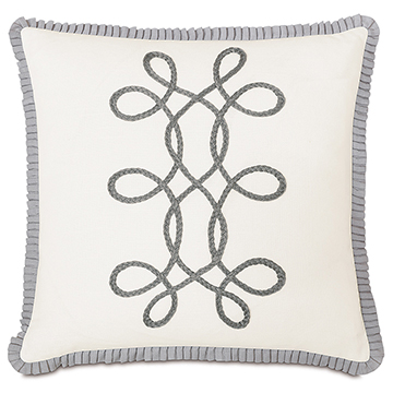 ���Ͻz 18X18 BALDWIN WHITE W/BRAID & RIBBON